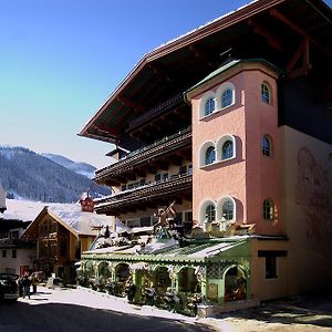 Hotel Bauer